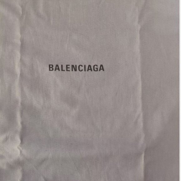 AUTHENTIC BALENCIAGA MATTE BLACK OUT CALFSKIN SMALL HANDBAG PERFECT CONDITION - Picture 9 of 13